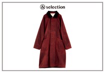 コーディネートが一気に秋めく、〈ヤエカ カンバス デザイン〉のコート。