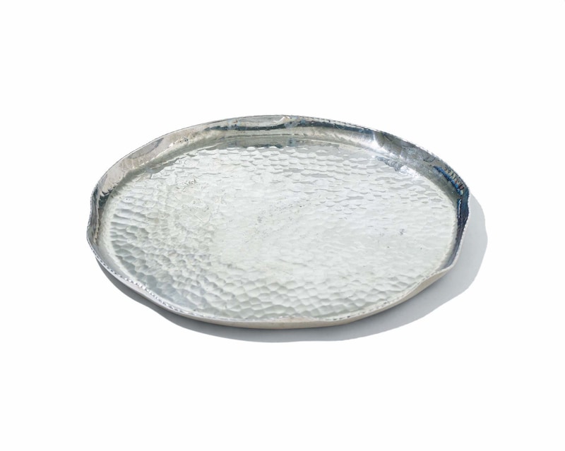 〈SIRI SIRI〉デザイナー・岡本菜穂さんにとって「美しいもの」とは。