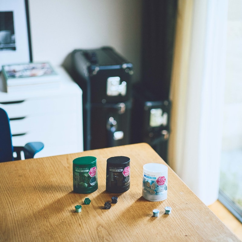 愛されて20年。多様な肌悩みをカバーする、〈スイサイ〉の酵素洗顔パウダー。