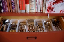 カトラリーの整理から、始めてみよう。編集後記「料理好きの台所」