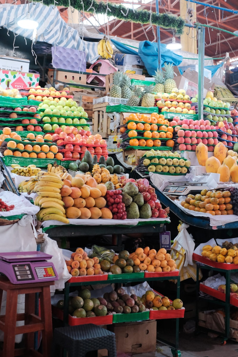 陳列美を眺める「ペルーのメルカド」。自炊料理家・山口 祐加さんが、世界の「市場」の様子を紹介してくれます。