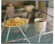 写真家・服部恭平さんの1か月限定の連載コラム。今回は、写真家・東海林広太さんのご自宅へ遊びに行った時のお話です。