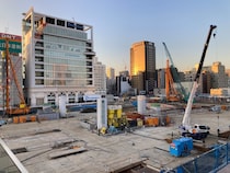 建築史家の長谷川 香さんによる1か月連載コラムがスタート。テーマは、「東京という都市空間の楽しみ方」。新陳代謝の激しい東京で、歴史に思いを馳せることができる（少しマニアックな）都市空間を紹介してくれます。