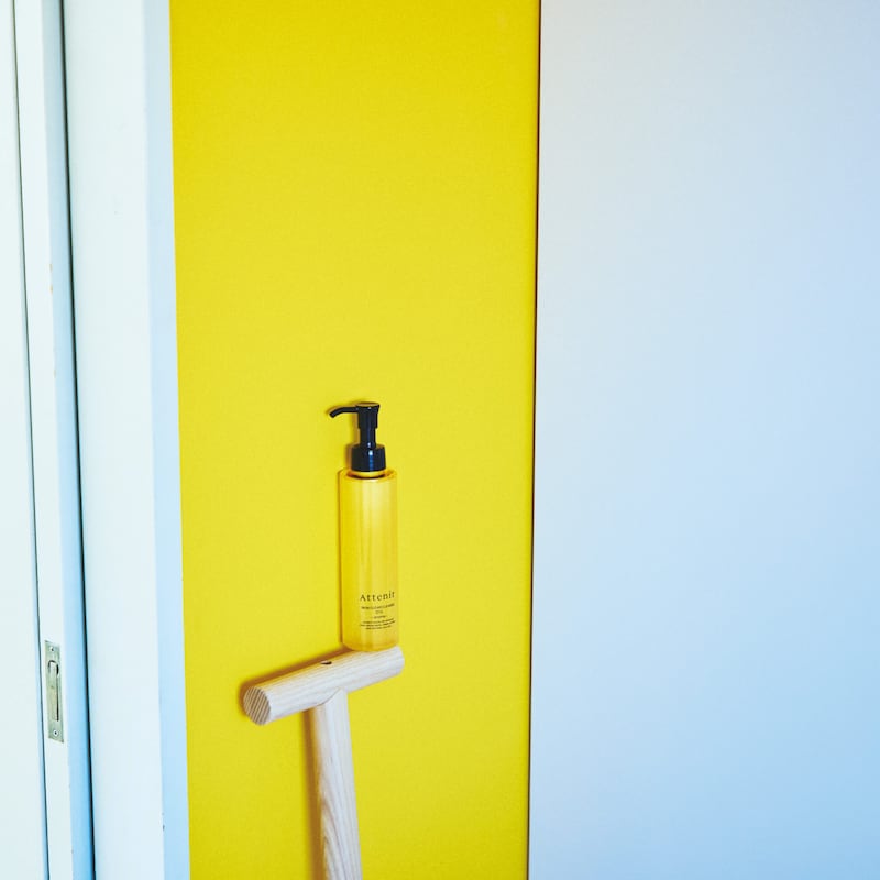 約20万人の声を反映。〈アテニア〉のクレンジングオイルが10年間支持される理由。