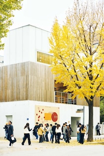 ソウル・ 景福宮 (キョンボックン) の『ARUMJIGI』で、韓国の伝統文化を学ぶ。