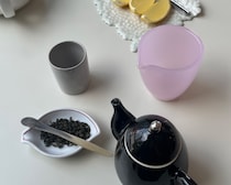 韓国・安国（アングク）で人気のティールーム『Tove』へ。『茶酔 (ochayoi) 』後藤景太郎さんの連載コラム、最新回はこちらから。