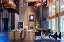 今月のid会員限定プレゼントは、京都旅の拠点にしたい〈エースホテル京都〉の宿泊券 (1泊1室) を1名に。