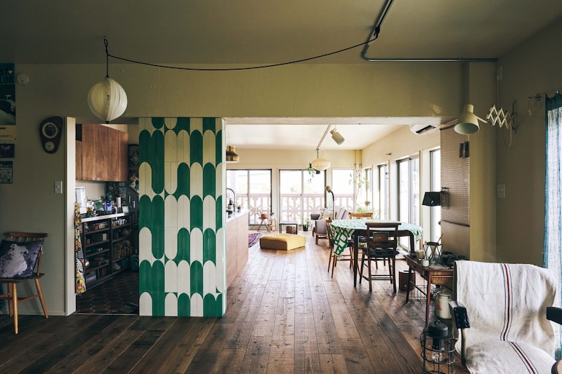 2LDKをひとつの空間にリノベーション。卯月えまさんが住む築55年の部屋。