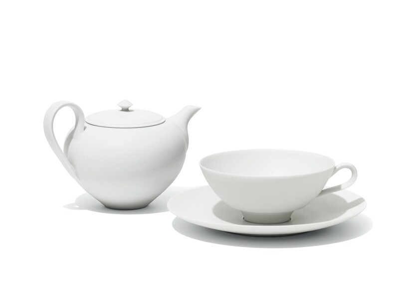 香り高い紅茶は洗練されたティーセットで。作家の手仕事を感じられる、紅茶の道具。