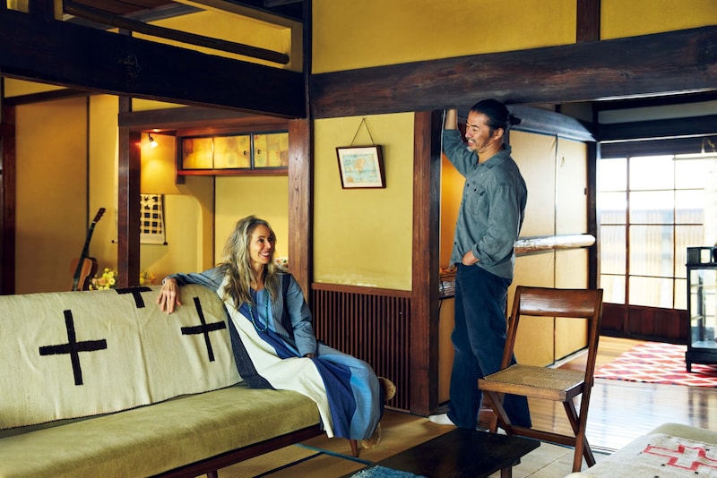 〈visvim〉クリエイティブディレクター・中村ヒロキさんと、〈WMV〉のデザイナー・中村ケルシーさんの暮らしをつくる愛用品。