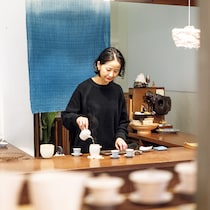 茶農家出身のデザイナーが開く『清山寶珠』で坪林産の包種茶とモダンな茶器を。