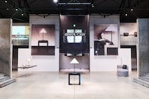 光と構造が織りなす静謐に浸る。「ARMANI/CASA展 ― 光と空間が描く、静かなエレガンス」が、長野・御代田の「MMoP」で開催中。