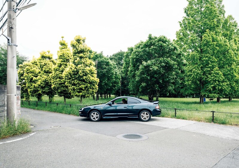 連載「&CAR LIFE 私とクルマ」より。デザイナー・根岸夏瑚さんの愛車、〈トヨタ〉セリカ ST202について。
