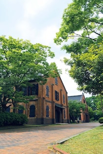 情緒ある城下町、石川・金沢で出合った23のスポット。本を片手に建築とアートを巡る旅。中編