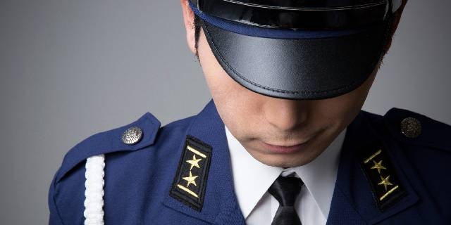 “警察”装い「裸の画像」「入浴中のビデオ通話」強要…3か月間で“わいせつ手口”急増　「ニセモノ」見破るポイントは？