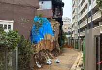 東京・杉並「住宅倒壊」から1か月半、現場はいまだ“惨状”残る　40年前から「危険察知」も…なぜ区は“事故”防げなかった？