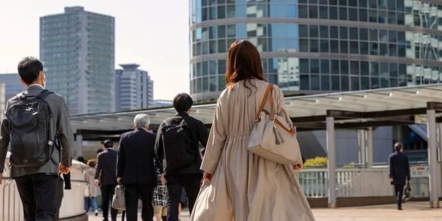 「非正規にも退職金を」同一労働同一賃金ガイドライン“初”の見直しで「格差」大幅縮小に期待も…“原資”は正社員の待遇削減でねん出?【弁護士解説】