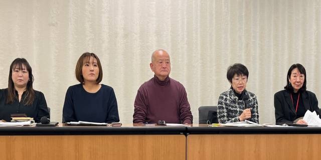 「戦って戦って戦って戦って戦っていきたい」 高市首相「働いて働いて…」発言の流行語大賞選出に過労死遺族らが抗議