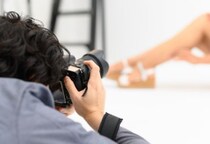 元女優が明かす「AV新法」の“深刻な欠落”　出演者が「海外出稼ぎ売春」「違法ライブ配信」も…立法府が招いた“業界の歪み”とは