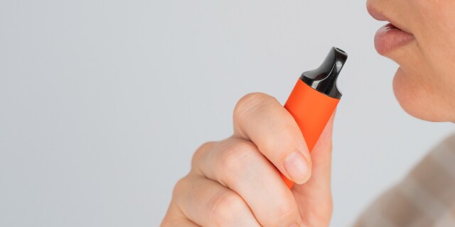 「ゾンビタバコ」沖縄から東京、全国へ拡大…若者の間で蔓延し摘発続々 親が知っておくべき“法的リスク”とは【弁護士解説】