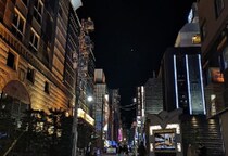 絞殺、覚醒剤、ラブホテル…新宿歌舞伎町の“未解決”連続殺人　犯行に「多数の共通点」も、犯人は夜の闇に消えたまま40年以上