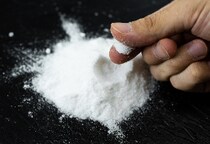 ヘロイン横行、背景に“中国人密輸集団と暴力団の結託”…昭和の時代「黄金の三角地帯」から末端の中毒者までの「死の十三階段」とは