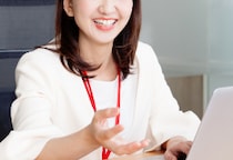 慶應卒フリーターから脚本家へ…“高学歴発達障害”の女性が、自分を「ニート」とバカにしたエリート同期の“手のひら返し”に抱いた本音