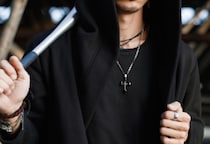 “けんかのため”金属バット・スタンガン等を持ち集合、少年23人が逮捕「凶器準備集合」罪の重さは？