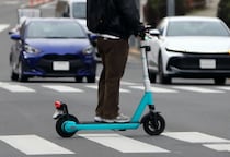 電動キックボードで違反繰り返し“受講命令”も「納得いかない」無視し書類送検　「前科」で一生の不利益負うリスク