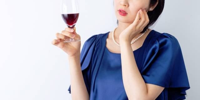 「夫は旧家の跡取りで…」同窓会での“ウソ”繕うためサラ金へ走った妻 勝手に連帯保証人にされた夫に返済義務はある?