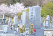 「無縁墓」1基撤去に数十万円、多死社会で自治体財政を圧迫…管理の負担から解放される「供養のあり方」とは