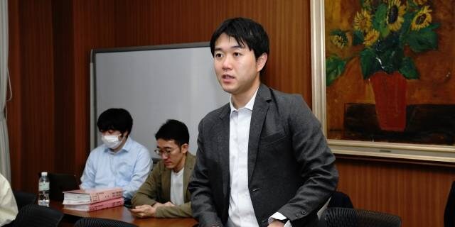 アマゾン配達員、8時から23時まで働いても「残業代なし」　業務委託ドライバーの“労働者性”めぐり対立続く