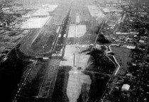 機長・副操縦士と「3人目のパイロット」の“対立”が招いた中華航空140便墜落　32年前の事故が“今”に伝える教訓とは