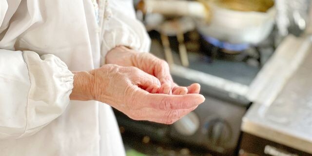 「お金に結びつけるのは嫌」という美徳の罠…人口減少が進む秋田、“安すぎる料金”が命取りに? 求められる「価格の再定義」