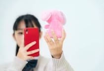 ラーメン店「ちいかわ出禁」、英国パブ「テーブルに人形を置かないで」…　客の“ぬい活”を飲食店が禁止することはできる？