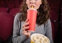 映画館への“ドリンク”持ち込みをめぐり、SNSで物議…　「禁止」ルールに法的根拠はあるか？【弁護士解説】