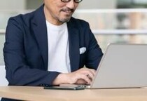 50代男性が“職場のパソコン”で「アダルトサイト」を閲覧…　懲戒処分だけでなく「セクハラ」になる可能性も【弁護士解説 】