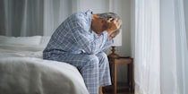 「入院なんてせんぞ！」精神科で暴れる80代男性　認知症対応、ネットでは“穏やかに”と推奨も…現場の医師が「生ぬるい」と語る実態