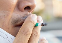 「本当に迷惑」「もはやテロ」歩きタバコに悲痛な声…全国初“禁止条例”成立から24年 「過料2000円」罰則の抑止効果と課題は？