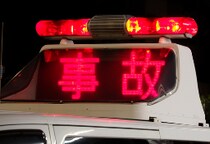車線変更し割り込み⇒急ブレーキで“荷崩れ”したトレーラー運転手死亡…非接触でも“罪”に問える？【弁護士解説】