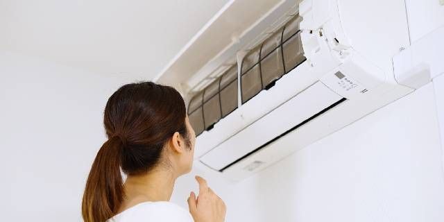 賃貸のエアコンから“異臭”⇒管理会社・大家「自分でなんとかして」…修理費を払ったら後で家主に請求できる？【弁護士解説】