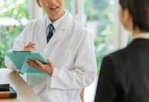 企業に「産業医」の“辞任・解任”報告を義務付け…8月1日から“改正労働安全衛生規則”が施行