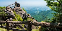 「無謀な山岳遭難」でも救助費は“タダ”…税金投入に批判殺到も、“全額自己負担”させるのが難しいワケ【弁護士解説】