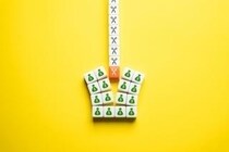 50代からのNISA銘柄選びと預金との賢い使い分けは？FP解説