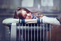 気温15℃が目安！暖房をつけるタイミングと節電のコツ