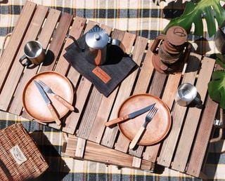 えっ本当に自作?女性でも持ち運び簡単なDIY折りたたみテーブル