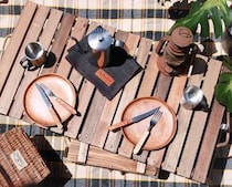 えっ本当に自作？女性でも持ち運び簡単なDIY折りたたみテーブル