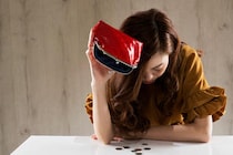 少ない収入で家族を支える家計ひっ迫の20代学生、NISAより優先すべきこと