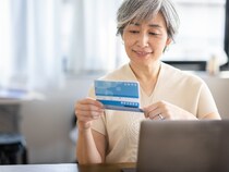 【人生相談】61歳・貯金300万。投資を始めたい女性への専門家の“意外な答え”