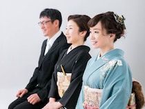 50代からの服装マナー：両家顔合わせ！母親の服装これはNG